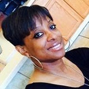 Meet your Posher, Pamela